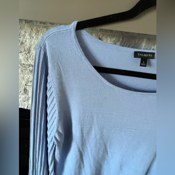 Talbots size Large light blue light sweater top - Picture 3 of 8